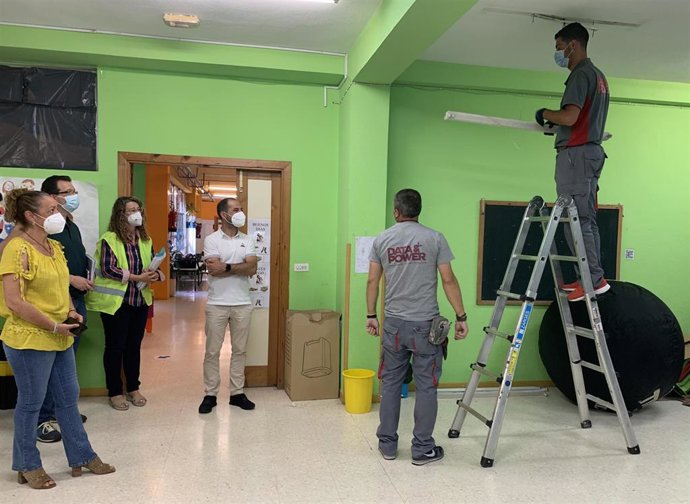 Obras en el colegio Santa Bárbara.