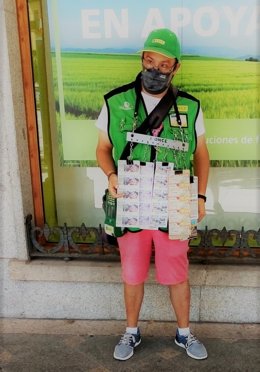 Daniel Campo, vendedor de la ONCE en Arévalo (Ávila), que ha repartido 350.000 euros de un primer premio.