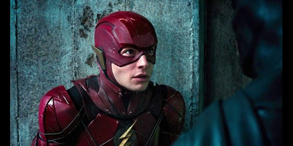 10. Filtrada la identidad del villano de The Flash, una versión alternativa de Barry Allen