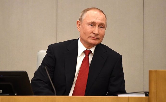 Archivo - Vladimir Putin en la Duma