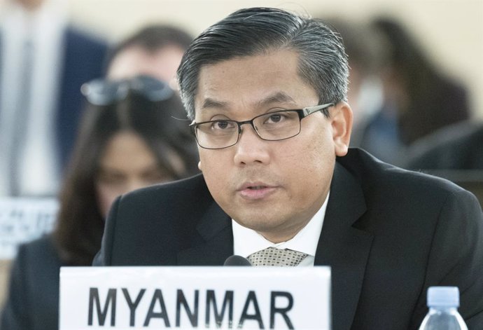 Archivo - FILED - 11 March 2019, Switzerland, Geneva: Kyaw Moe Tun, Permanent Representative of Myanmar to the United Nations in Geneva speaks after the presentation of the report on the situation of human rights in Myanmar at the 40th Session of the Hu