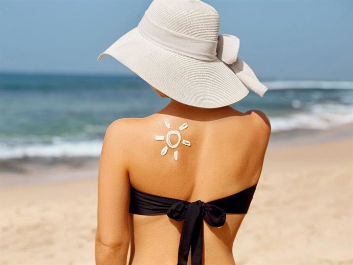 En verano es fundamental cuidar nuestra piel y darle un extra de hidratación