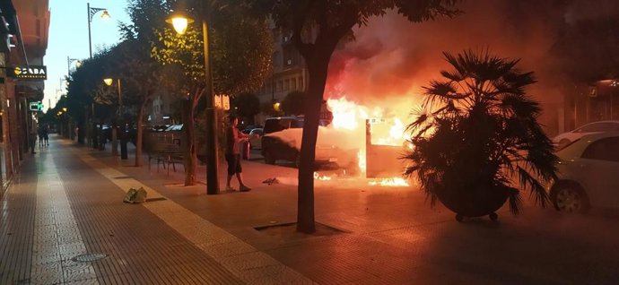 Incendio de vehículo en Logroño