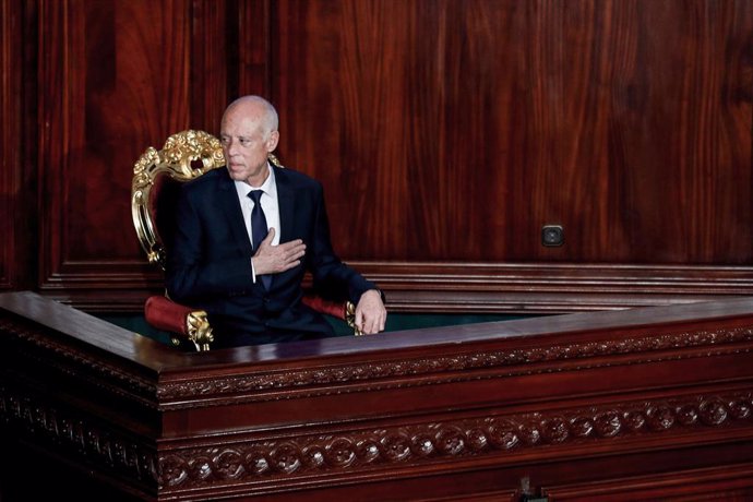 Archivo - FILED - 23 October 2019, Tunisia, Tunis: Tunisian President Kais Saied is pictured during a ceremony to swear his oath in the parliament. Kais Saied will begin today, Monday, his first official visit to a European country, specifically to Fran