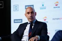 Luis Rubiales: "Esta plata la van a valorar en el futuro"