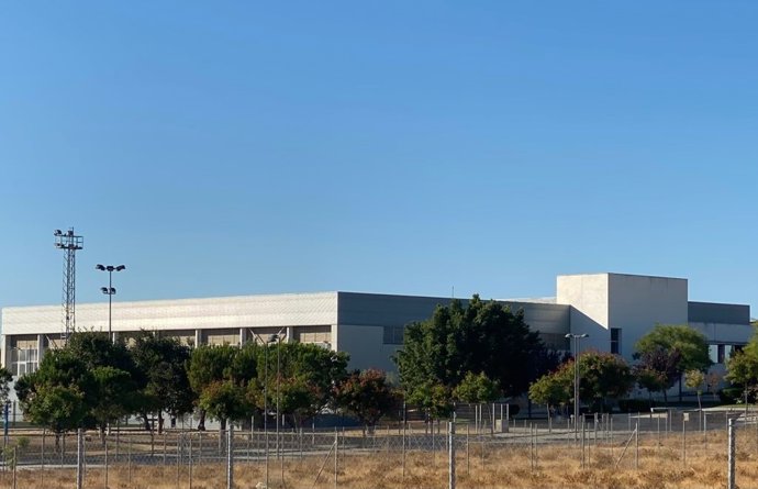 Adjudicada la puesta a punto de la techumbre en el Pabellón del Complejo Deportivo Sur de Alcalá de Guadaíra