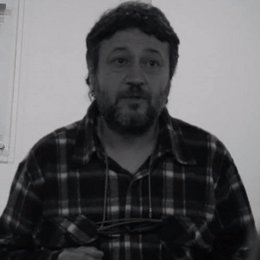 El escritor Iosu Moracho