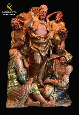 La Guardia Civil ha localizado tres relieves renacentistas de madera policromada, que fueron sustraídos en enero de 1989 de la iglesia parroquial de Santa María la Mayor de Olvés (Zaragoza).