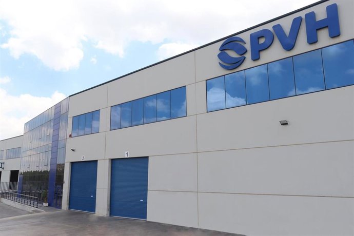 Fachada de PVH en Cheste