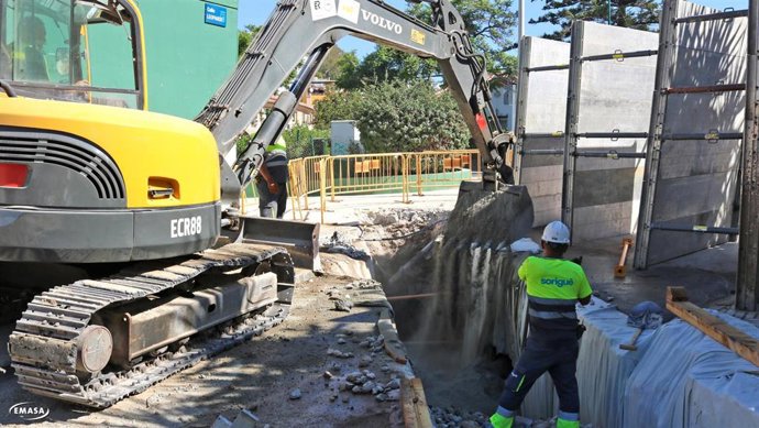 Obras de mejora del drenaje y la separación en redes en el sector este de El Palo