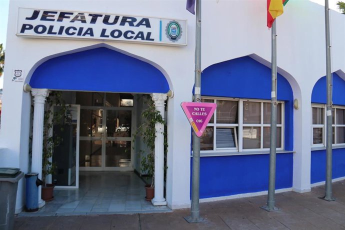 Archivo - Jefatura de la Policía Local de Almuñécar, en imagen de archivo
