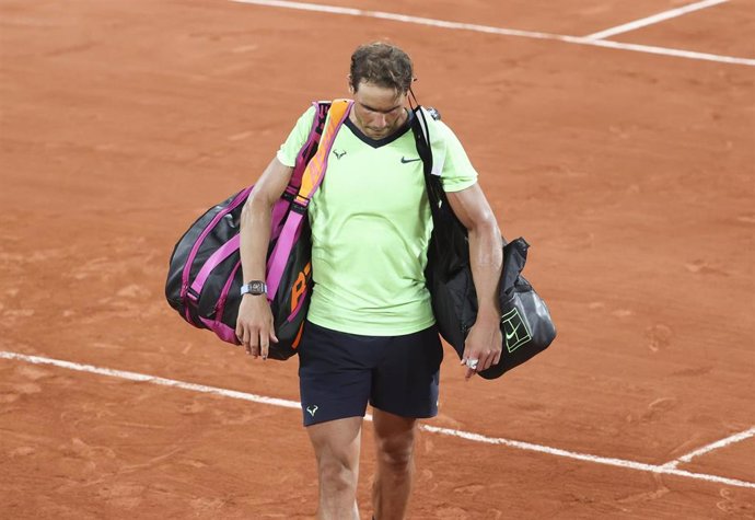Archivo - Rafa Nadal tras caer eliminado en Roland Garros 2021