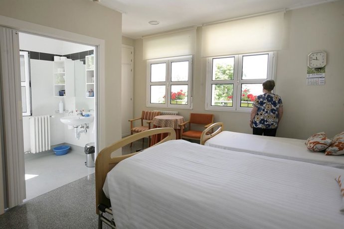 Imagen de una habitación de una residencia de mayores de la provincia de Palencia.