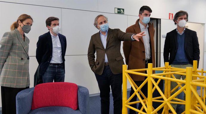 Archivo - Visita de los socialistas de Santander al IH