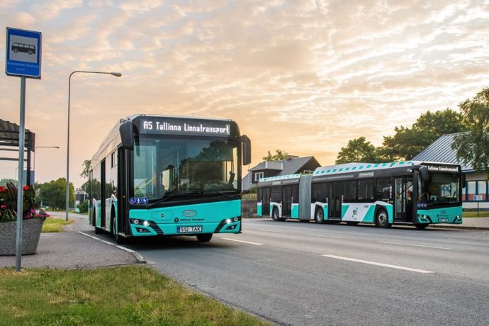 Autobus de Solaris para Tallin (Estonia)