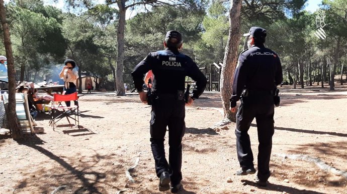 Archivo - Controles en la zona recreativa de Sant Esperit, en Gilet (Valencia)
