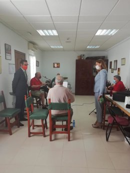 Taller de música en un centro de participación activa.