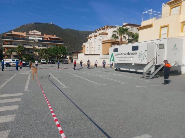 Archivo - Cribado masivo en Gualchos-Castell de Ferro