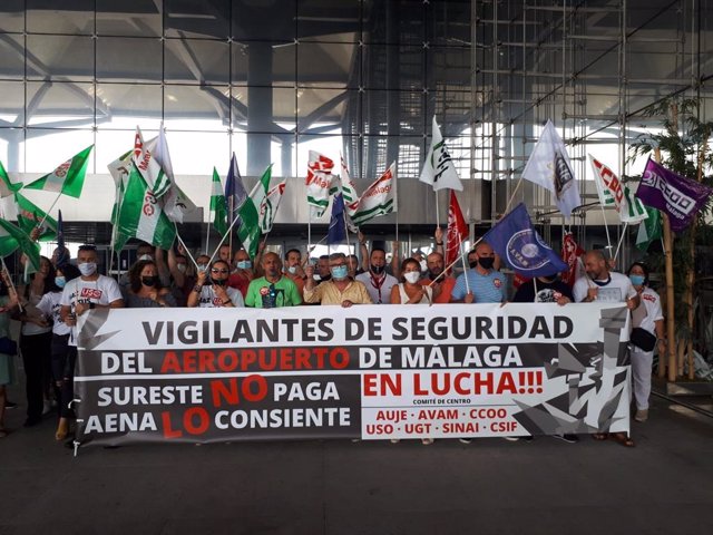 Una de las concentraciones de trabajadores de seguridad del aeropuerto de Málaga