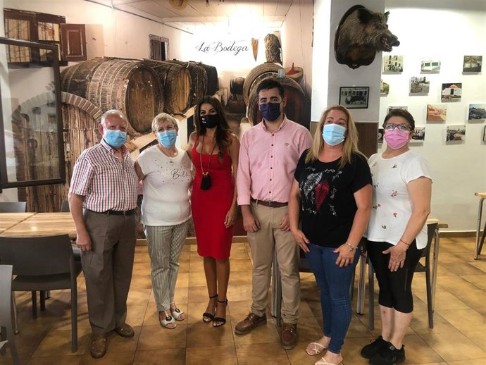 La Junta anima a los dueños de alojamientos de Arenas a obtener el sello 'Andalucía Segura'