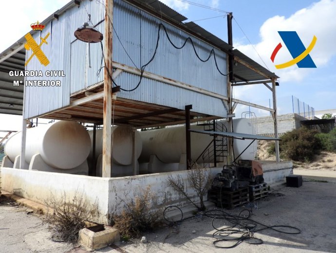 Depósitos en los que se almacenaba gasóil adulterado.