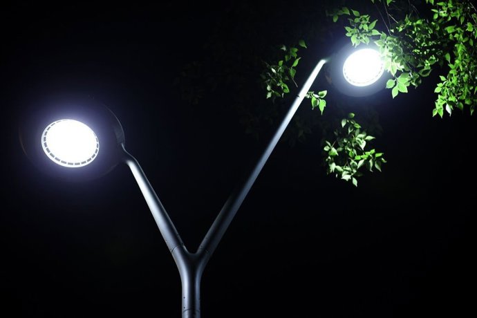 Barcelona ejecuta el 60% de los trabajos referidos al alumbrado previstas para 2021.