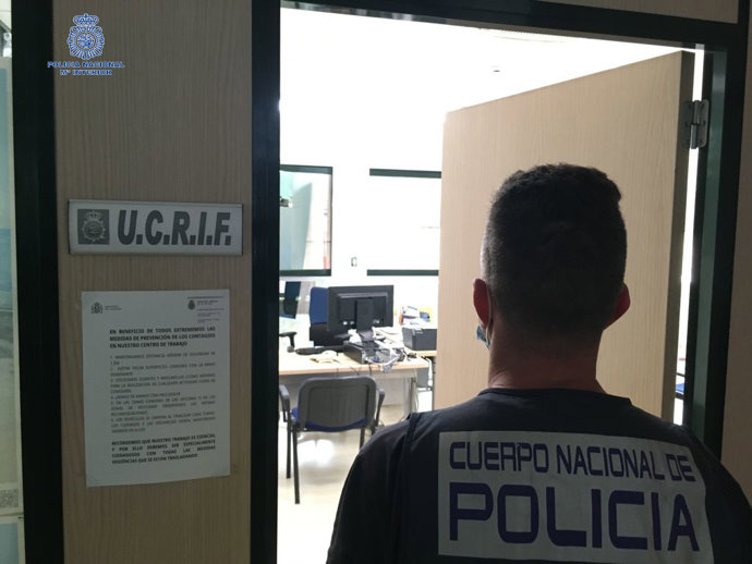 Agente de la Policía Nacional en Ibiza