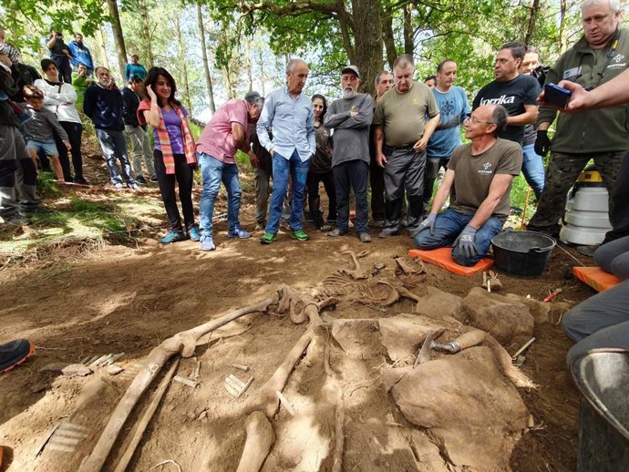 Archivo - Exhumación