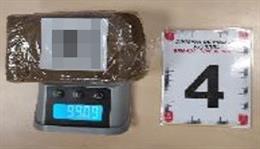 Droga incautada a una de las personas detenidas