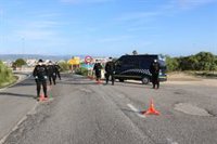 La Policía Local de Barbate (Cádiz) detiene a los cuatro presuntos responsables de un atraco en Conil