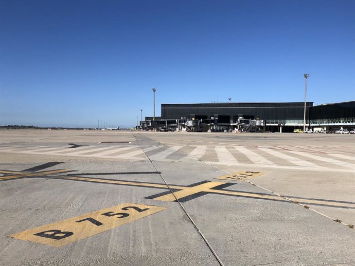Aena adjudica obras de renovación y adecuación en El Prat por 17,4 millones de euros