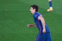 Savic: "Con mi jerarquía puedo aportar al Atlético para que siga ganando"