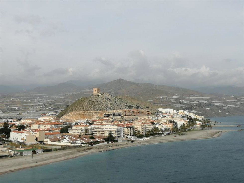 Archivo - Imagen panorámica de Castell de Ferro