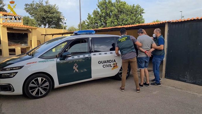 Desarticulan una banda que estafaba a empresas de Sagunto y el Puig con 'el fraude del CEO'