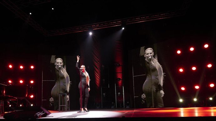 Archivo - La cantante Mónica Naranjo durante un concierto 