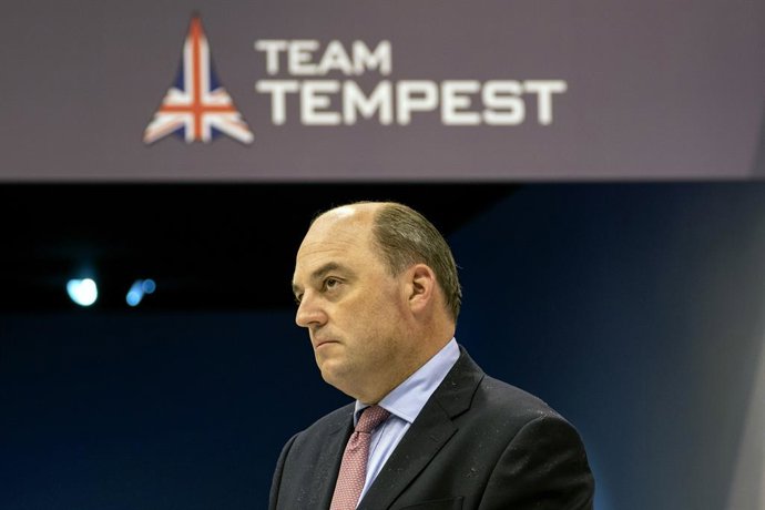 29 July 2021, United Kingdom, Warton: UK Defence Secretary Ben Wallace visits the BAE System's 'Factory of the Future' in Warton, to mark the start of the concept and assessment phase of the Future Combat Air System, following the signing of a 250m (US
