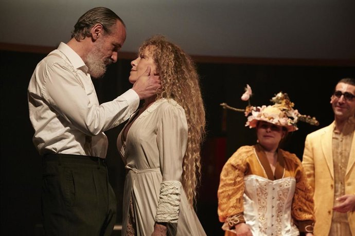 Archivo - 'La Casa De Los Espíritus' , Dirigida Por Carme Portaceli, Llega Al Teatro Romano