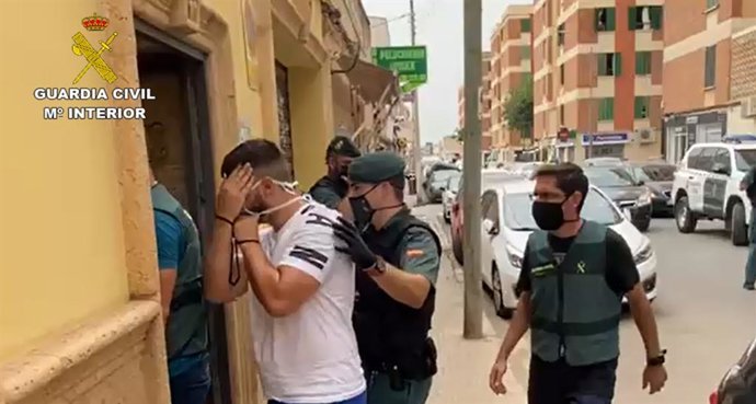 Detención de un hombre como presunto autor de numerosos robos en viviendas en Palma, Calvi y Marratxí