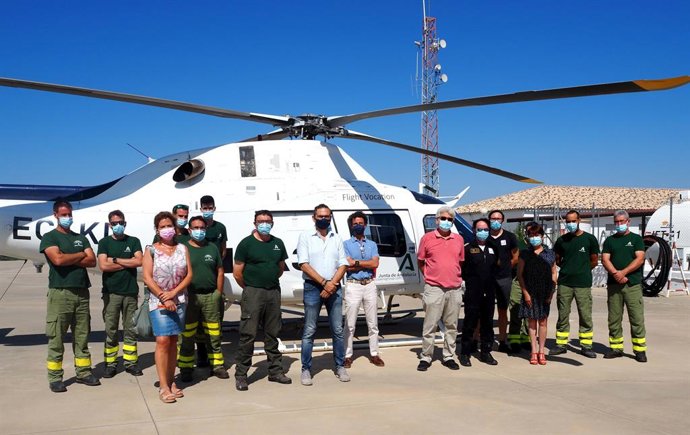 El delegado territorial de Desarrollo Sostenible de la Junta de Andalucía en Córdoba, Giuseppe Aloisio, visita el Centro de Defensa Forestal (Cedefo) de los Montes Comunales de Adamuz.