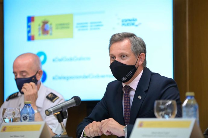 El delegado del Gobierno en Galicia, José Miñones, en una rueda de prensa en la Delegación del Gobierno en Galicia, a 2 de agosto de 2021, en A Coruña (foto de archivo). 