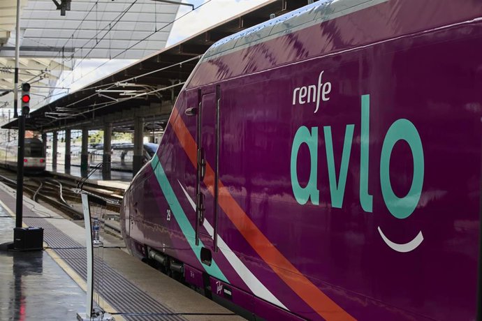 Archivo - Renfe ofrecerá, a través de LaLiga TV, todos los partidos de LaLiga, Champions y Europa League de la temporada 2021-2022