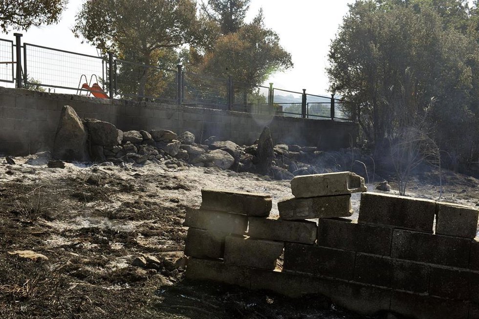 Archivo - Zona quemada por el incendio de Cualedro (Ourense) que sigue sin control desde su inicio el miércoles y que se ha convertido ya en el peor del año, arrasando 1.000 hectáreas, en Cualedro, Ourense, Galicia (España) a 30 de julio de 2020.   