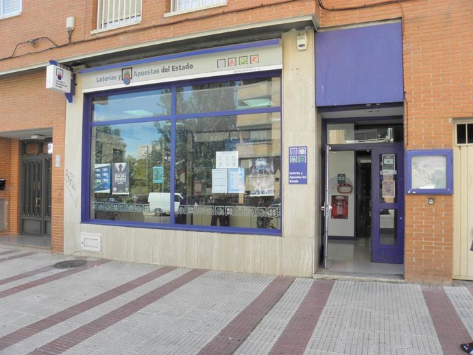 Archivo - Administración de Loterías en foto de archivo.