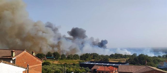 Incendio en El Raso.