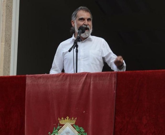 El presidente de mnium Cultural, Jordi Cuixart, pronunciando el pregón de la fiesta mayor de Grcia