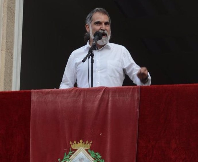 El president d'mnium Cultural, Jordi Cuixart, pronunciant el pregó de la festa major de Grcia
