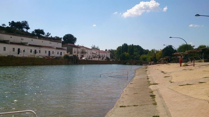 Archivo - Playa de San Nicolás del Puerto (Sevilla)