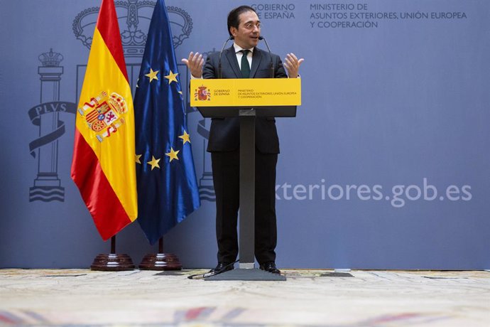 El ministro de Asuntos Exteriores, Unión Europea y Cooperación, José Manuel Albares, interviene en la toma de posesión de nuevos cargos de Exteriores nombrados en el último Consejo de Ministros, a 4 de agosto de 2021, en Madrid, (España). El acto tiene 