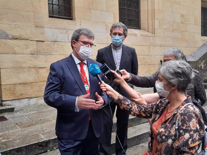 El alcalde de Bilbao, Juan maría Aburto