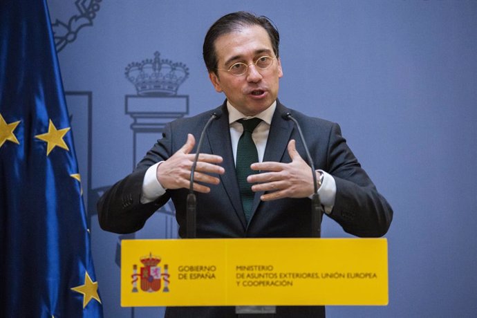 El ministro de Asuntos Exteriores, Unión Europea y Cooperación, José Manuel Albares, interviene en la toma de posesión de nuevos cargos de Exteriores nombrados en el último Consejo de Ministros, a 4 de agosto de 2021, en Madrid, (España). El acto tiene 